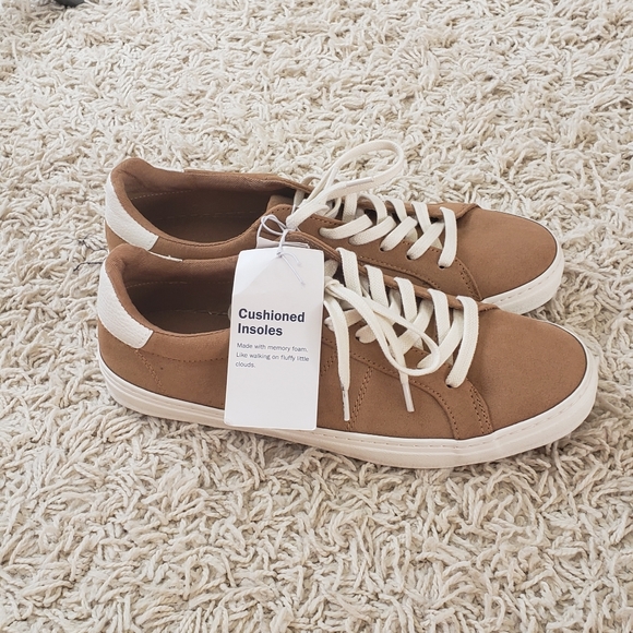 Old Navy Shoes - New Old Navy shoes
